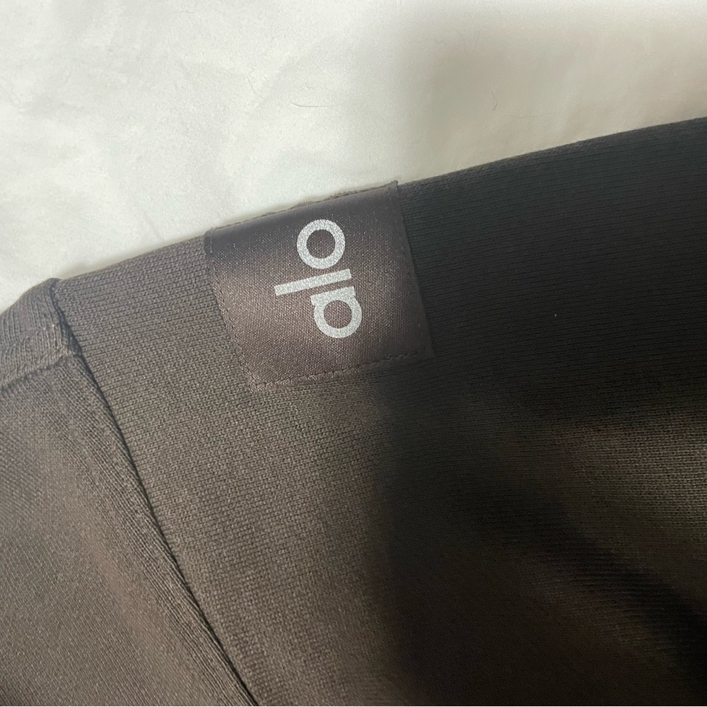 ALO Yoga Hazy Mockneck Pullover - Picture 2 of 5